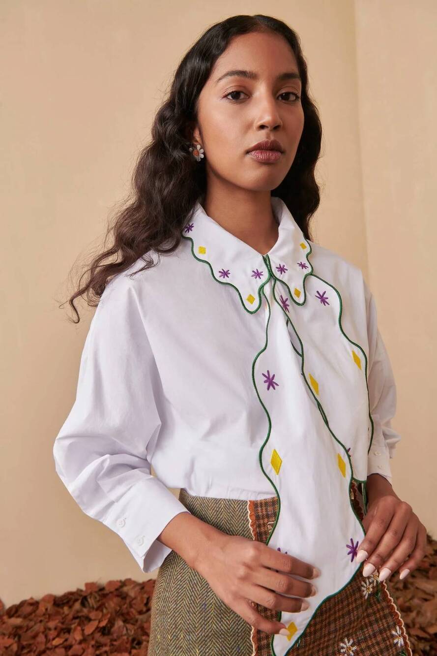 NEW CELIA B affection long sleeve top in white